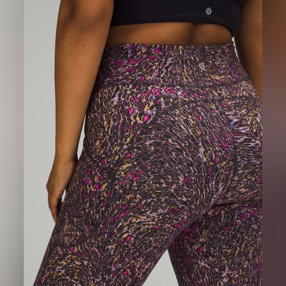 Lululemon Invigorate High-Rise Tight 25" Topography Multi size 4 - Picture 5 of 8